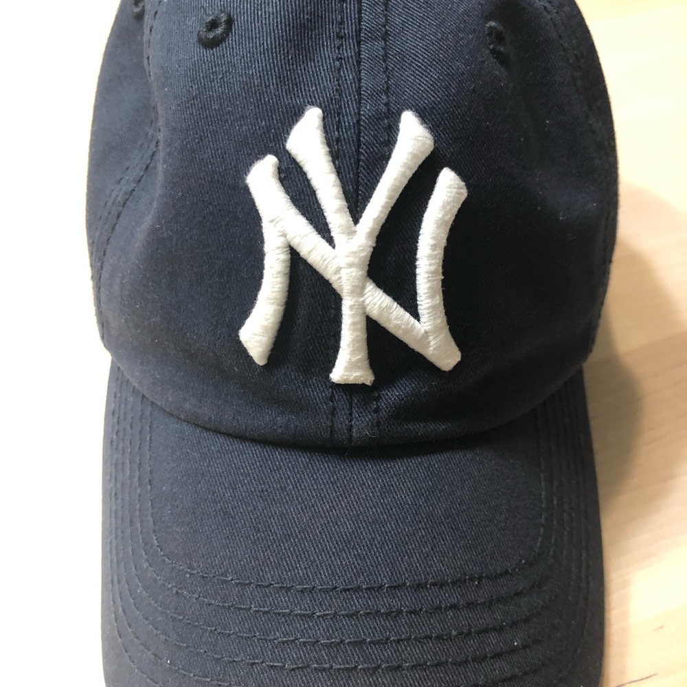 New York Yankees hat